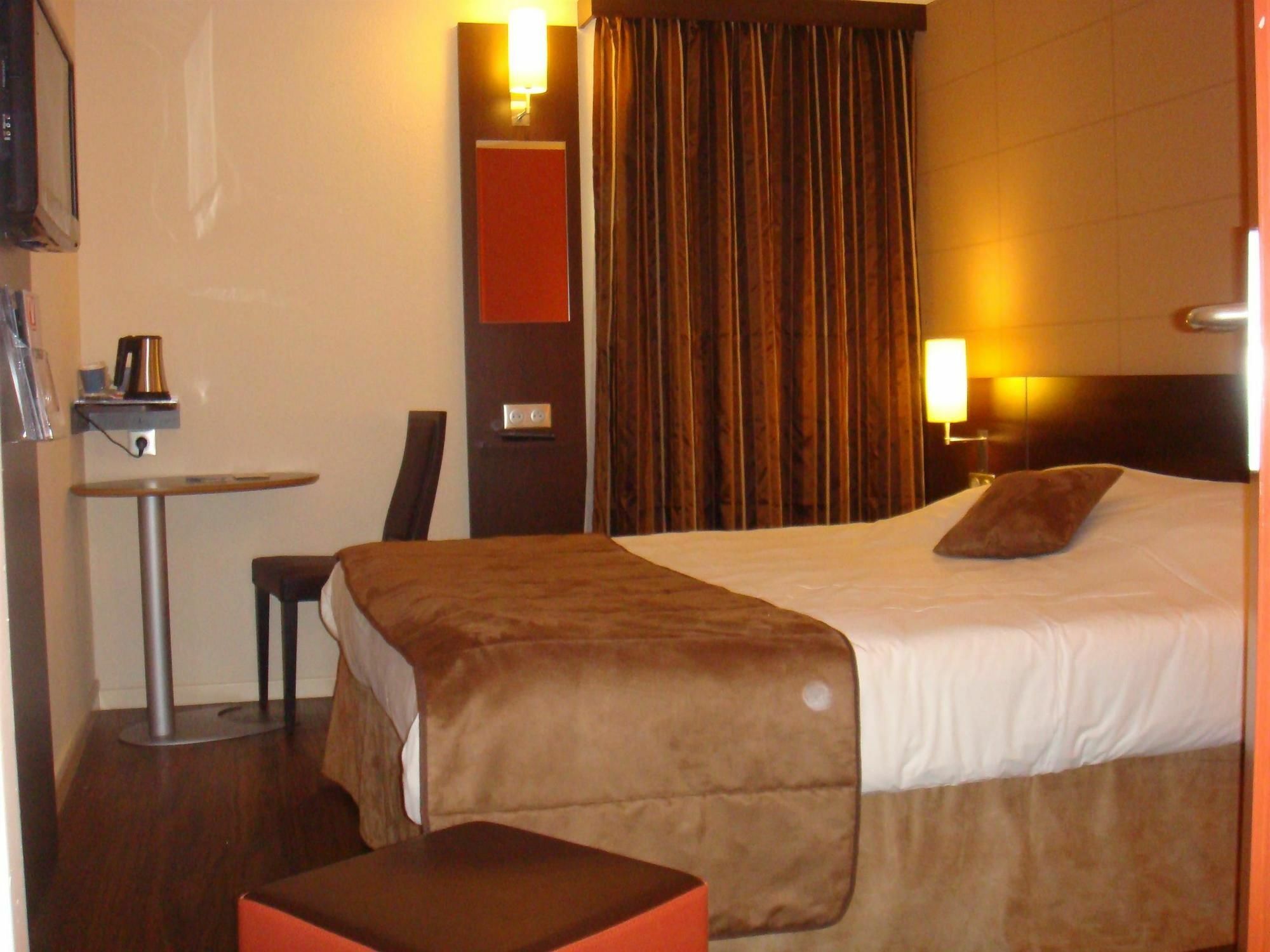 Hotel Inn Design Poitiers Sud חדר תמונה