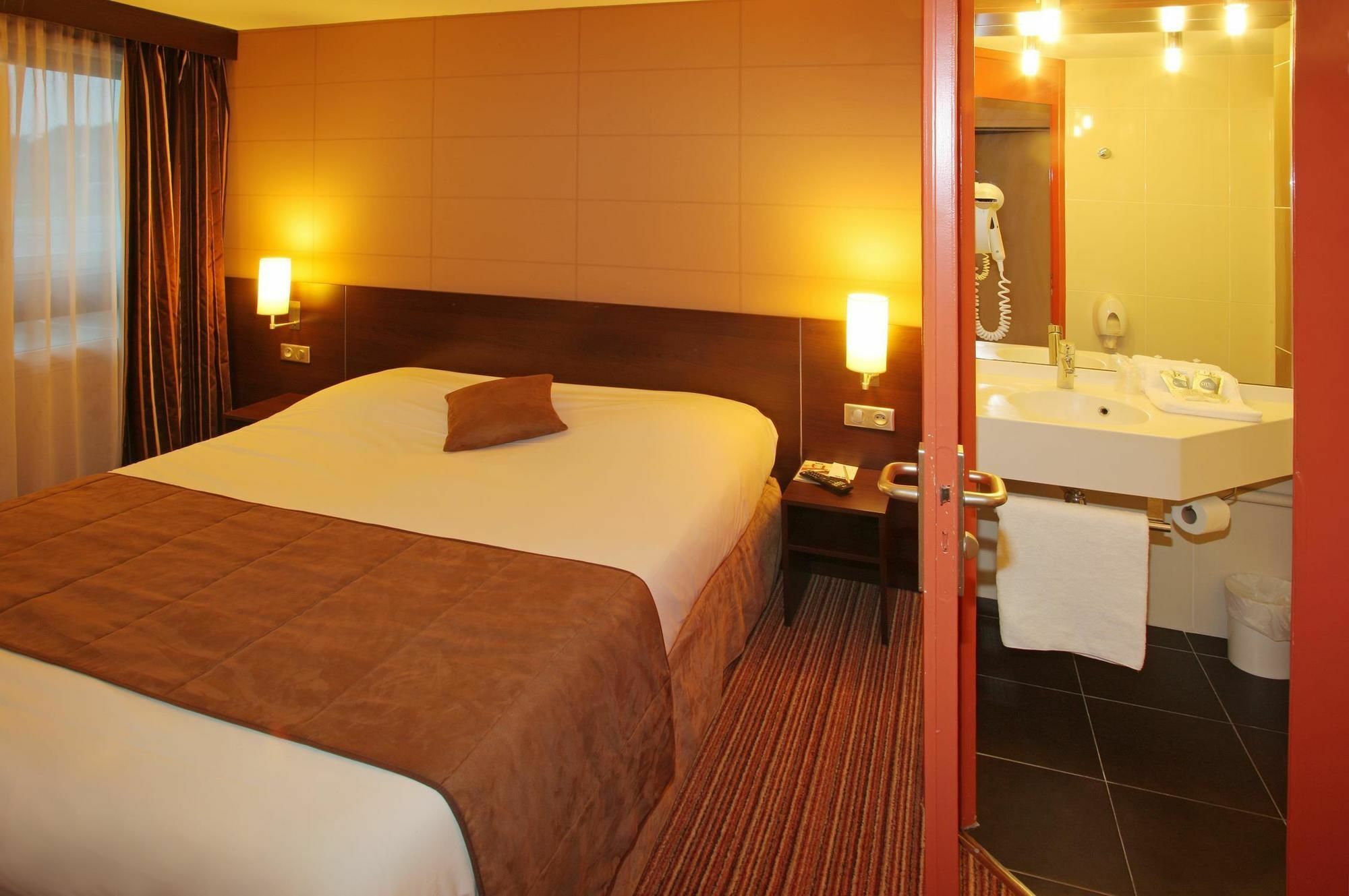Hotel Inn Design Poitiers Sud מראה חיצוני תמונה